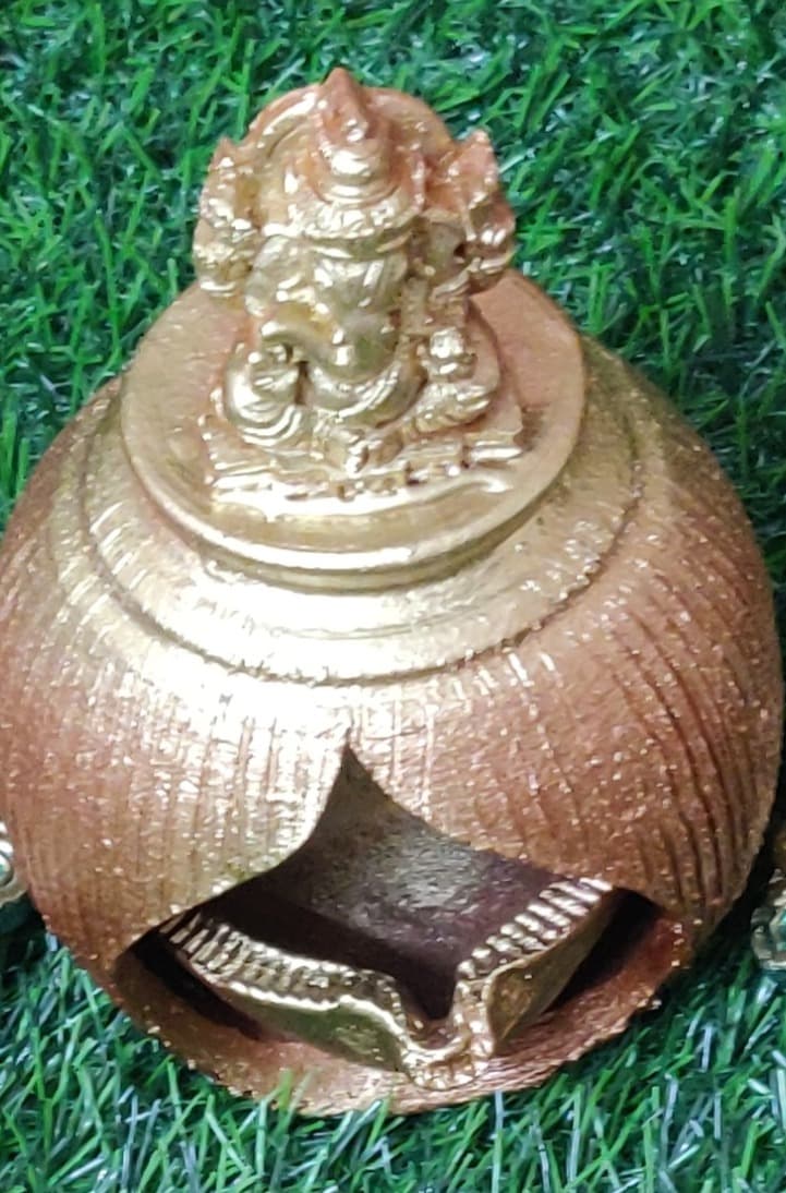Terracotta piece · D00025