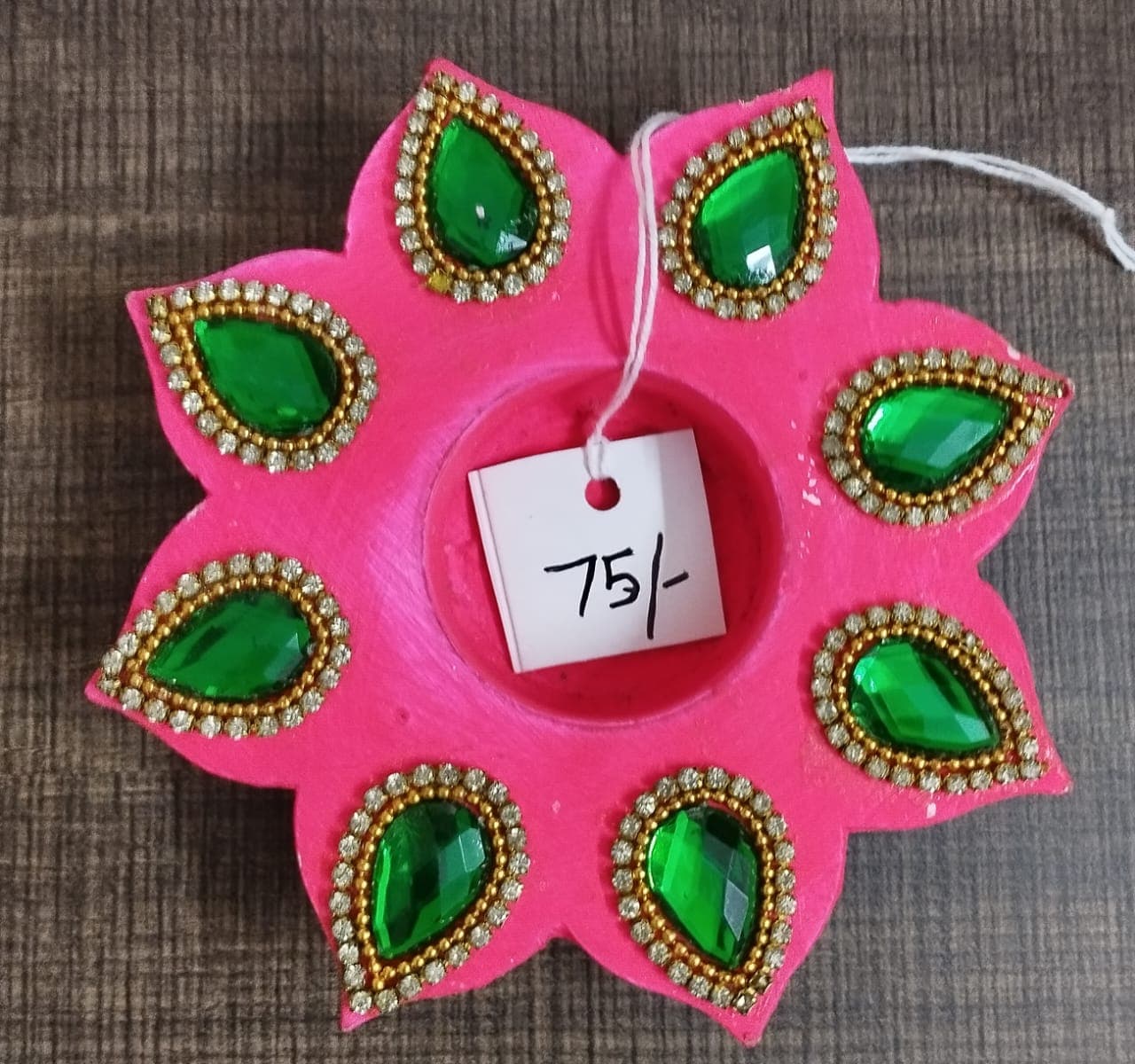 Diya · DHIYA0003