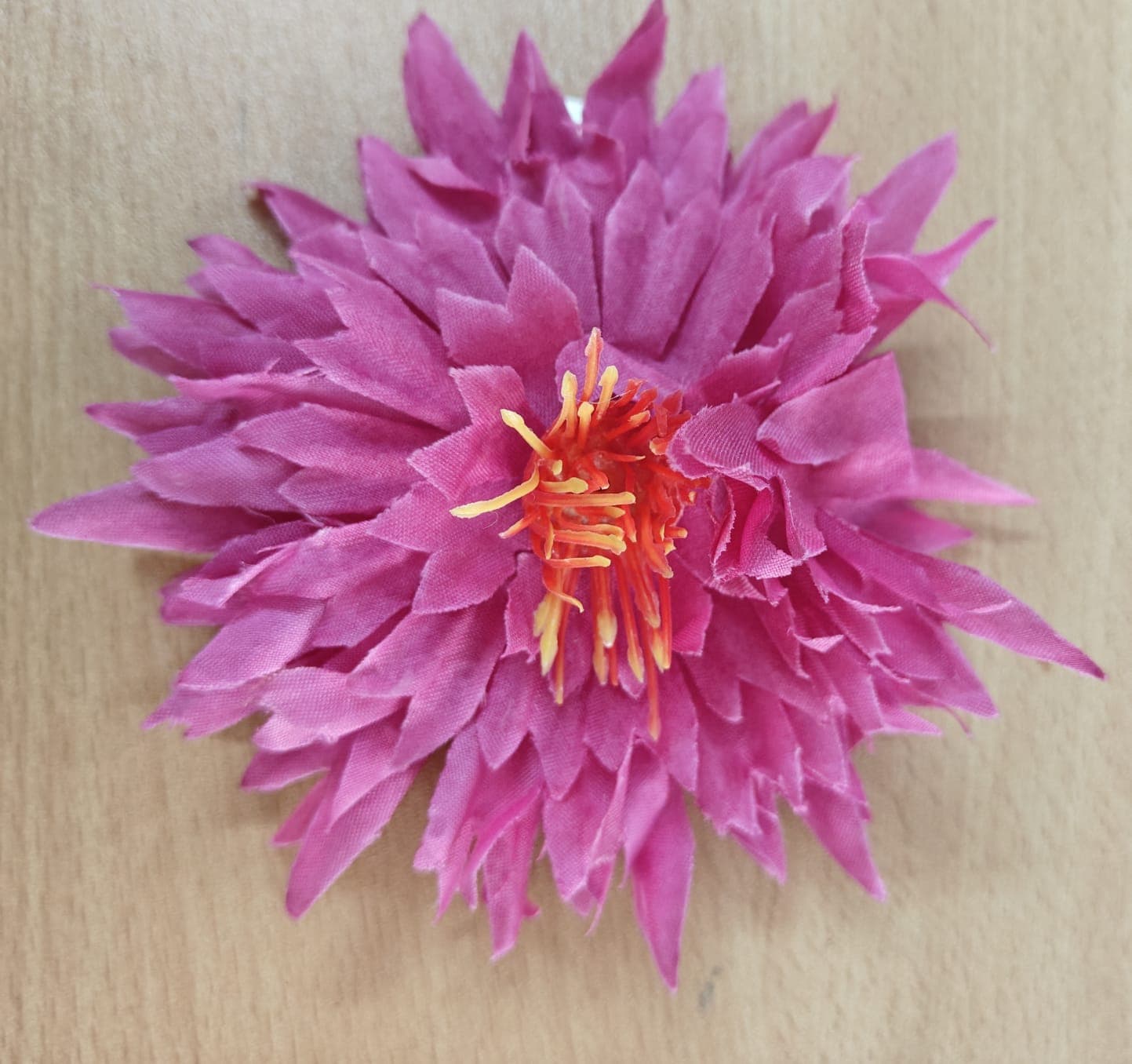 Brooch · HACL001