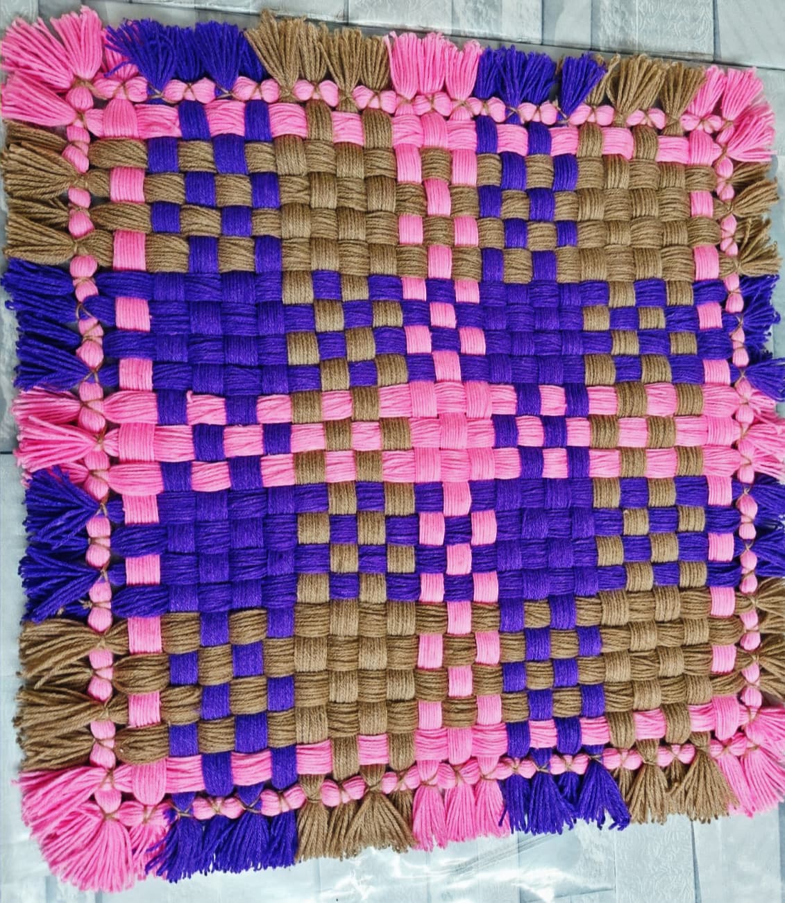 Handwoven mat · MT1014