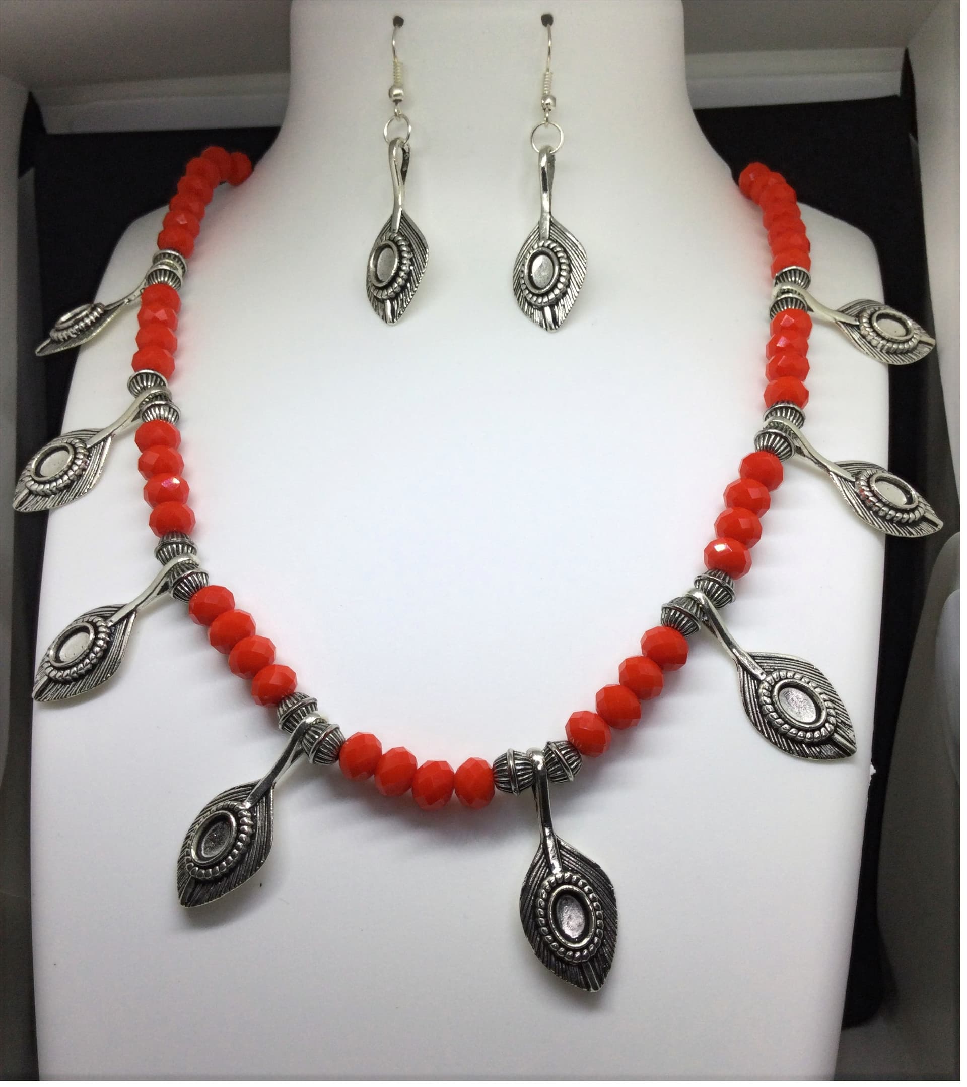 Necklace and earring set — red with silver drops