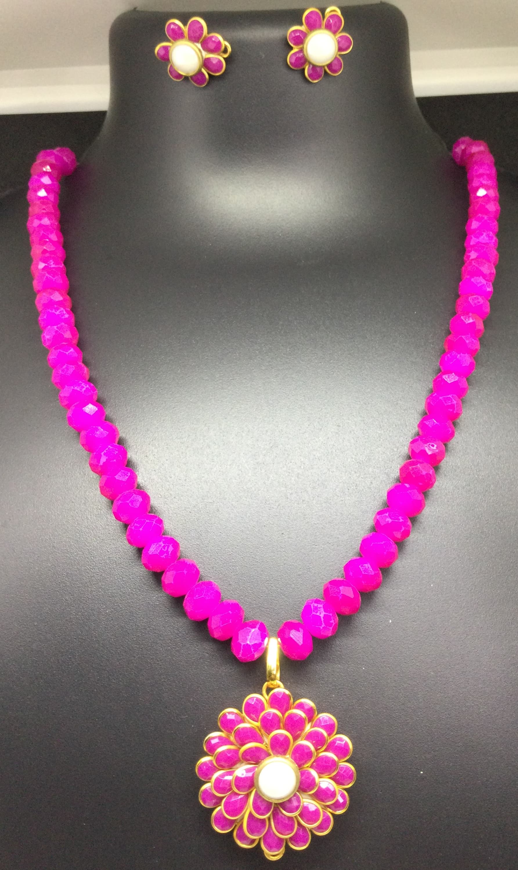Necklace and earring set — pink with a pink flower pendant