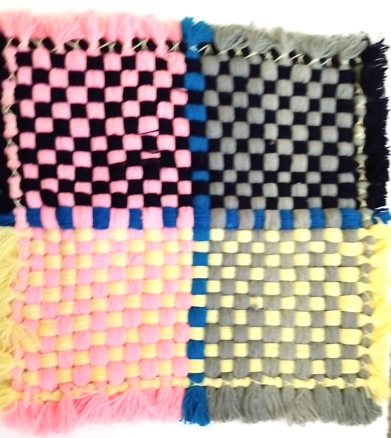Handwoven mat · MT1023